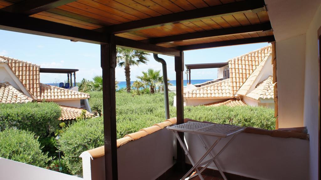 Le Roccette Mare Beach Hotel & Restaurant Tropea Oda fotoğraf